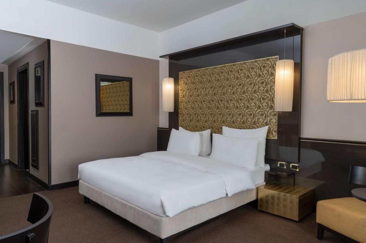 Radisson Blu Hotel NʼDjamena Kültér fotó